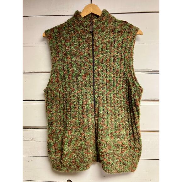 Woolrich Green Sweater Vest Size Medium. - Picture 1 of 5
